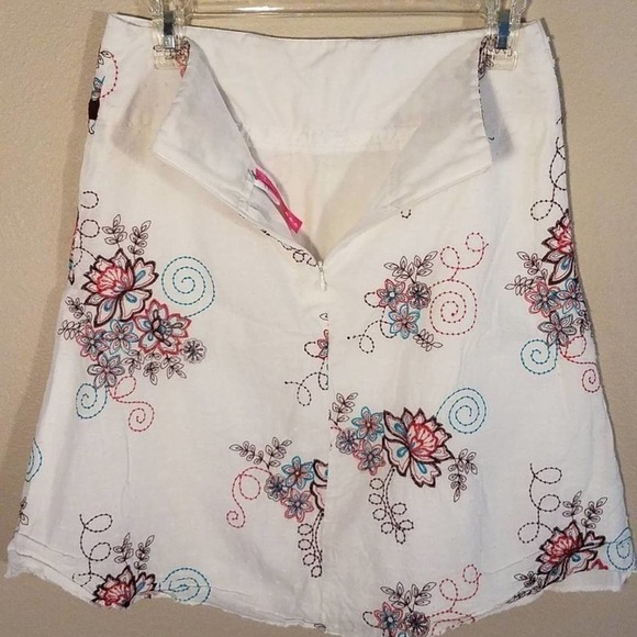 Heart Soul Swiss Dot Embroidered Skirt Size 3 - Picture 4 of 6